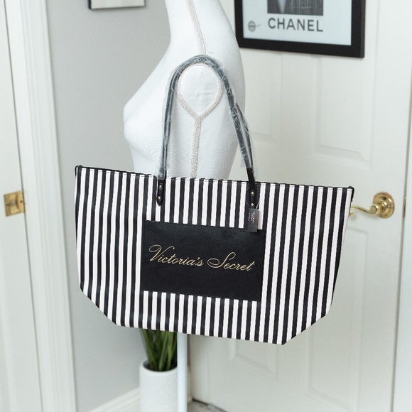 Victoria's Secret Handbags - NWT Victoria's Secret Stripped Tote Bag